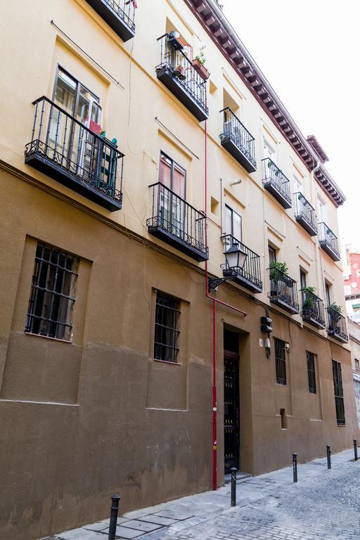 Latina I Apartamento Madri Exterior foto